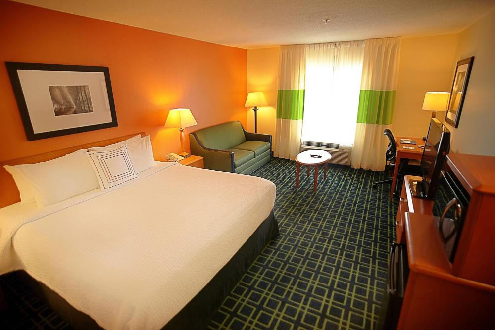 King Room with Sofa Bed interior